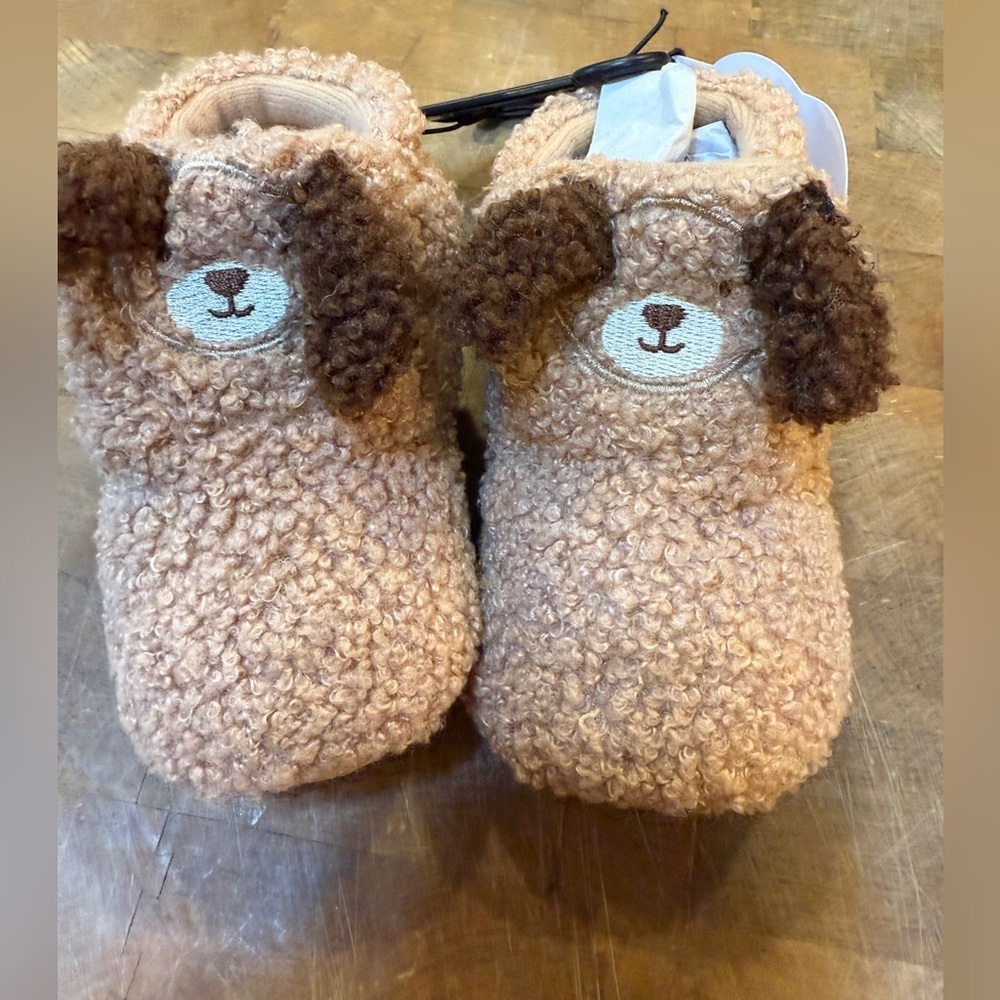 Plush Puppy Baby Slippers in Light Brown Sz 5 Velcro Warm Winter Slip on Shoe